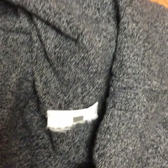 Hollister men’s size large sweater - Picture 4 of 4